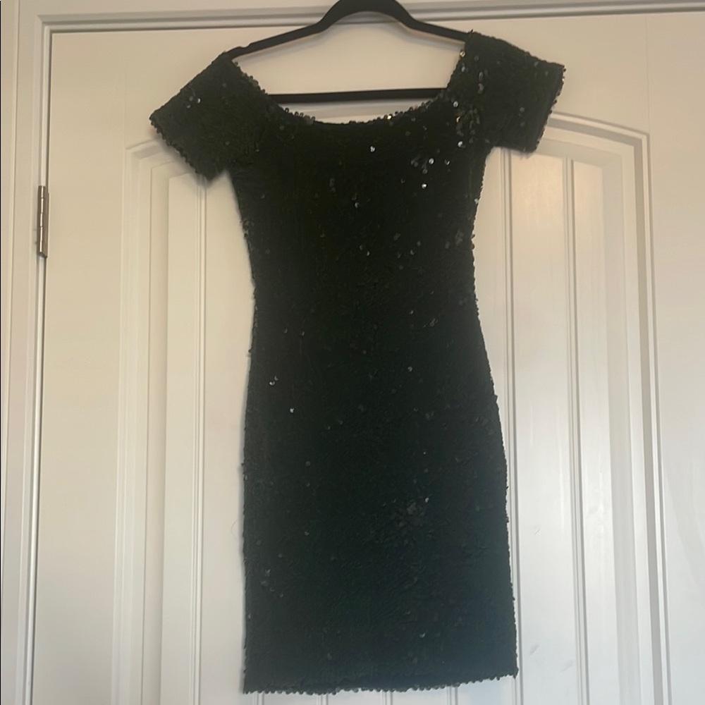 Dress The Population Elegant Green Velvet Sequin Dress